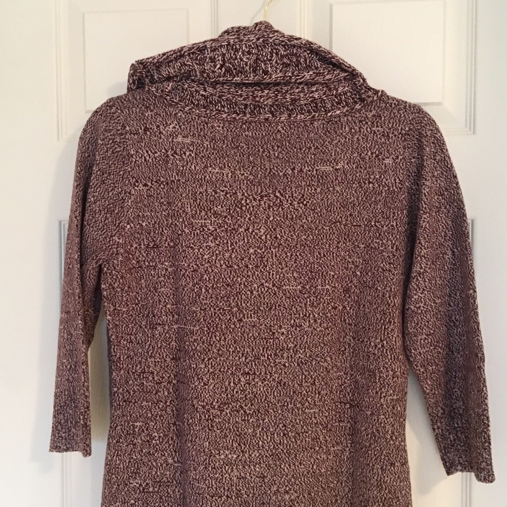 Burgundy 3/4 sleeve cowl neck sweater - Picture 4 of 4